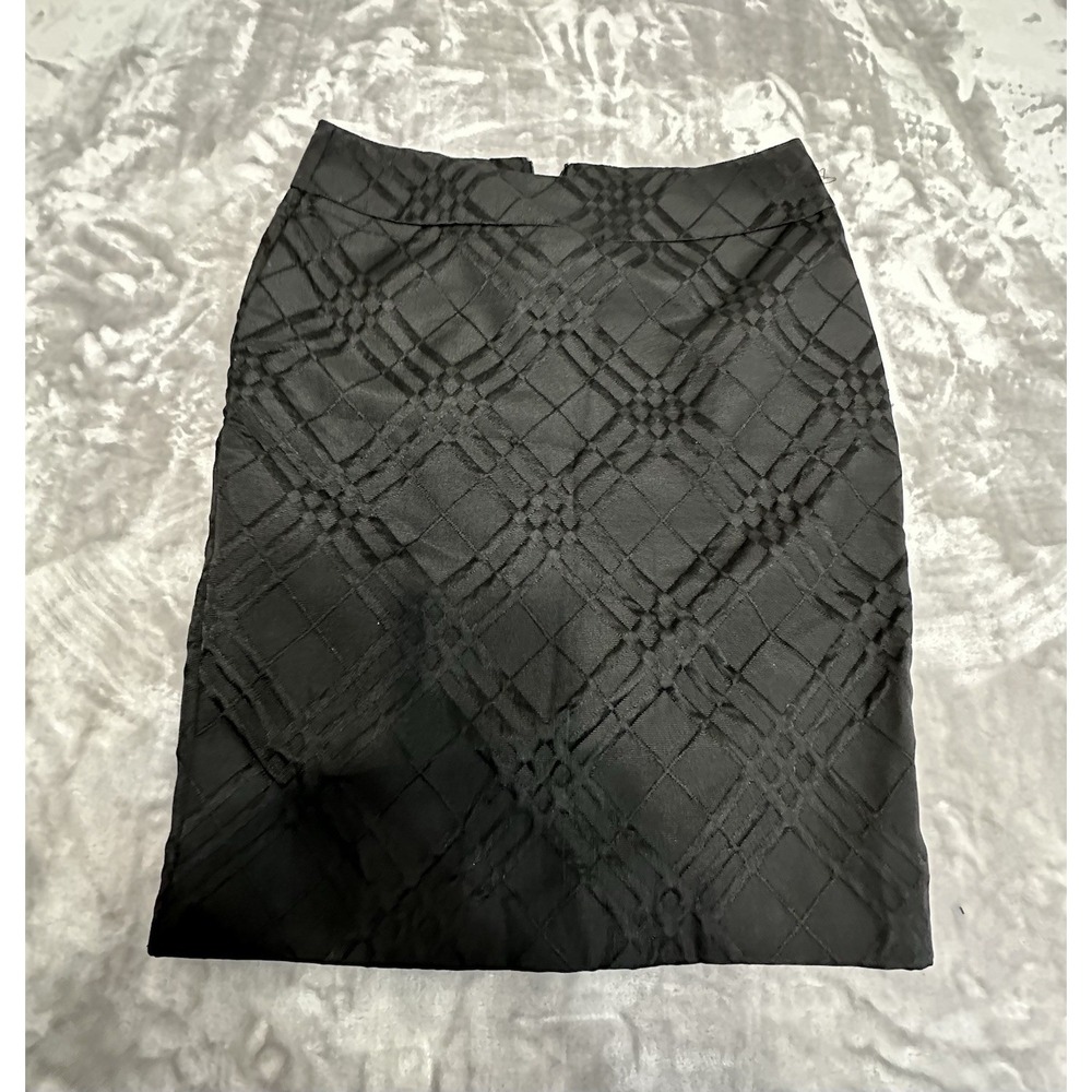 Cynthia Rowley Skirt Women's Size 8 Black Patterned 1/4 Zip Backside EUC